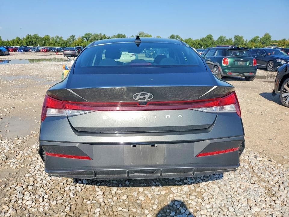 2024 HYUNDAI ELANTRA SEL 6