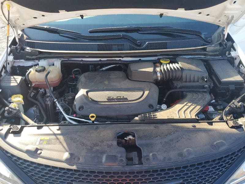 2020 CHRYSLER PACIFICA LIMITED 12