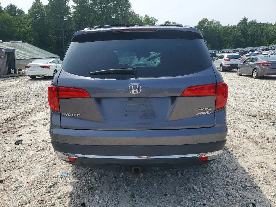 2017 HONDA PILOT ELITE 6