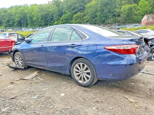 2017 TOYOTA CAMRY XLE 2
