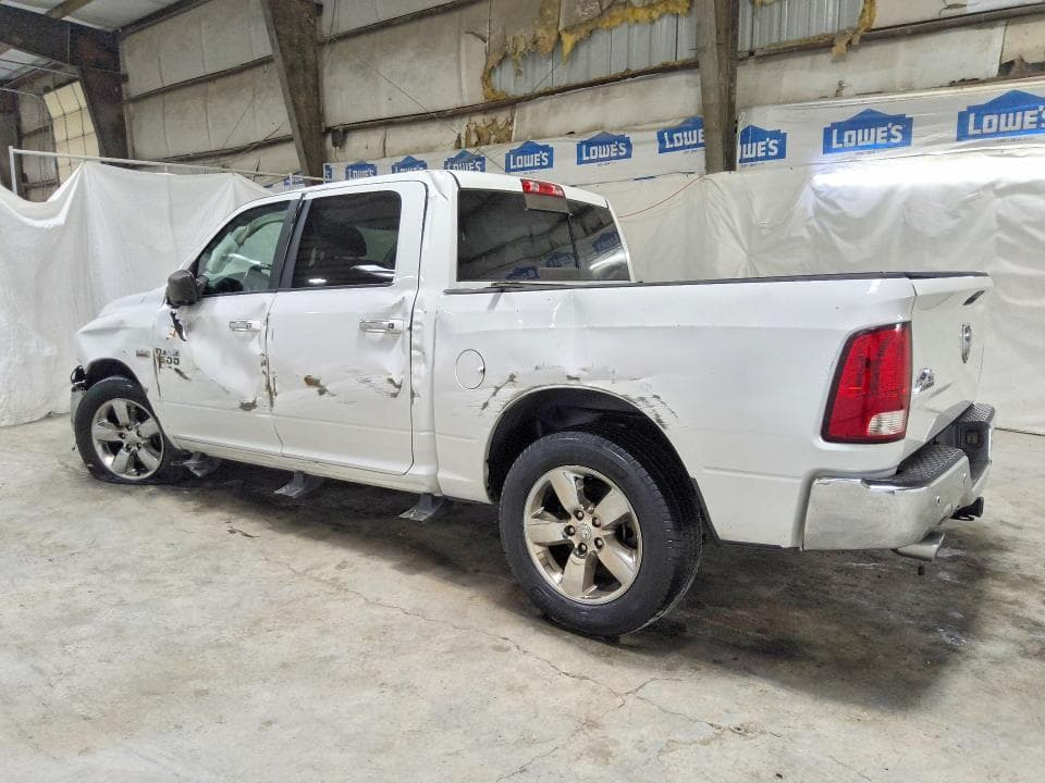 2017 RAM 1500 SLT 2