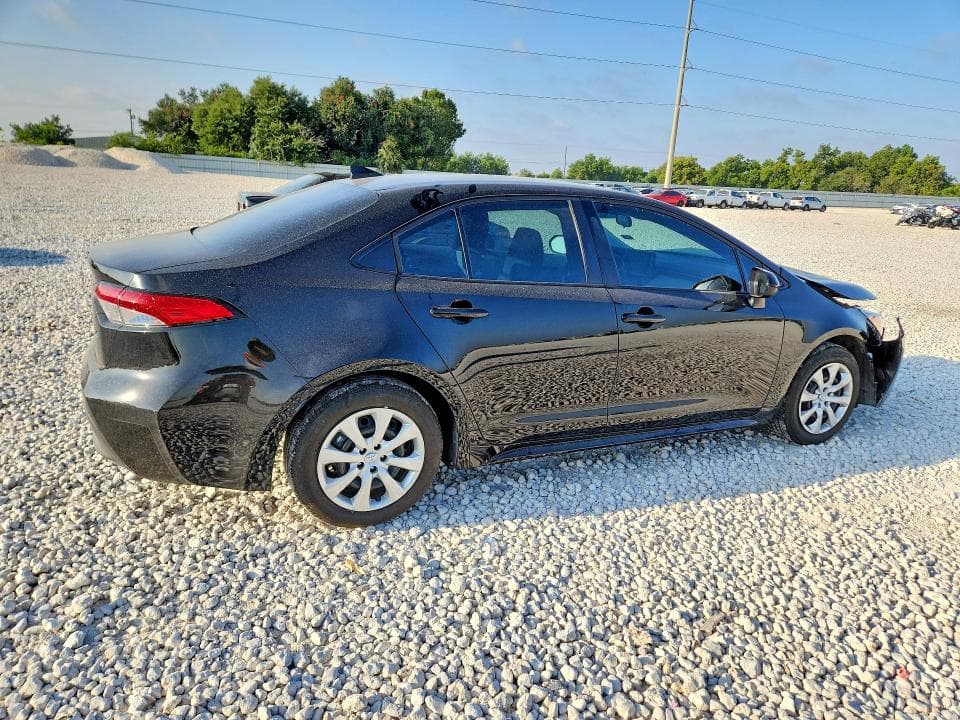 2026 TOYOTA COROLLA LE 3