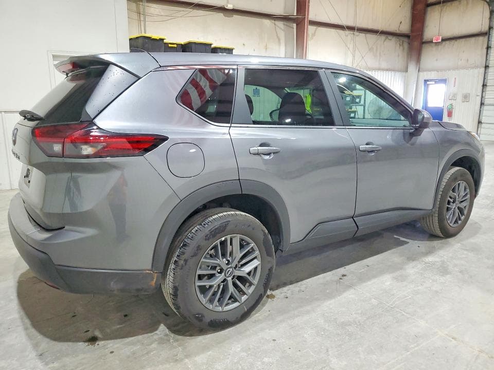 2026 NISSAN ROGUE SV 3