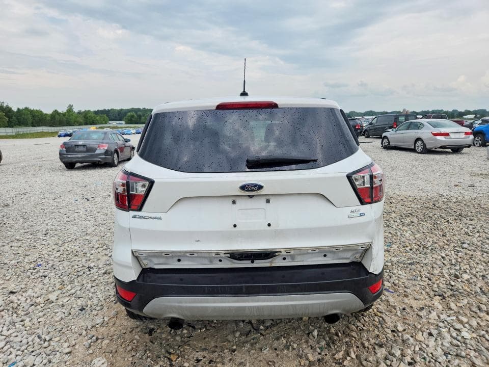 2017 FORD ESCAPE SE 6
