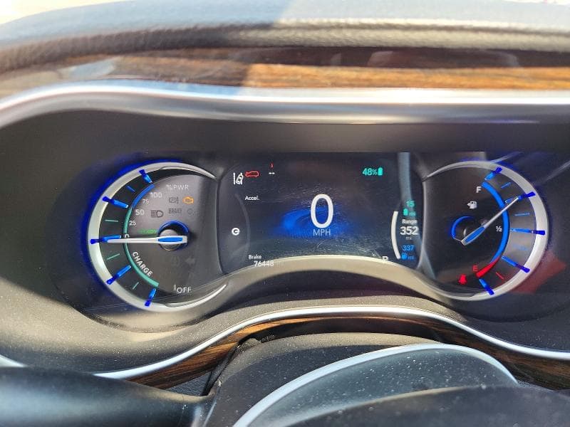 2021 CHRYSLER PACIFICA HYBRID LIMITED 9