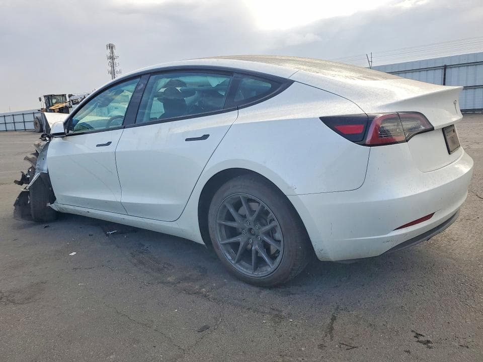 2023 TESLA MODEL 3 2