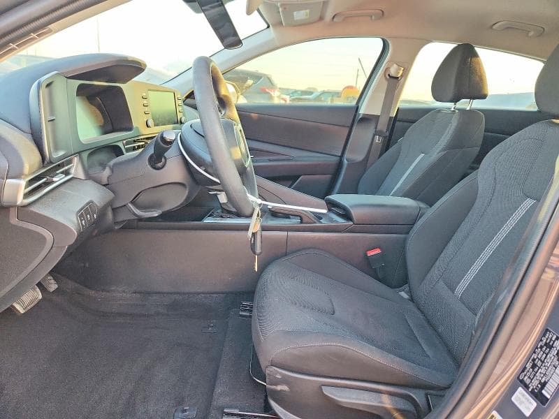 2024 HYUNDAI ELANTRA SE 7