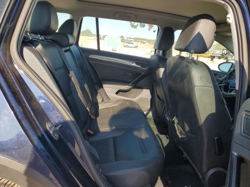2017 VOLKSWAGEN GOLF ALLTRACK S 11