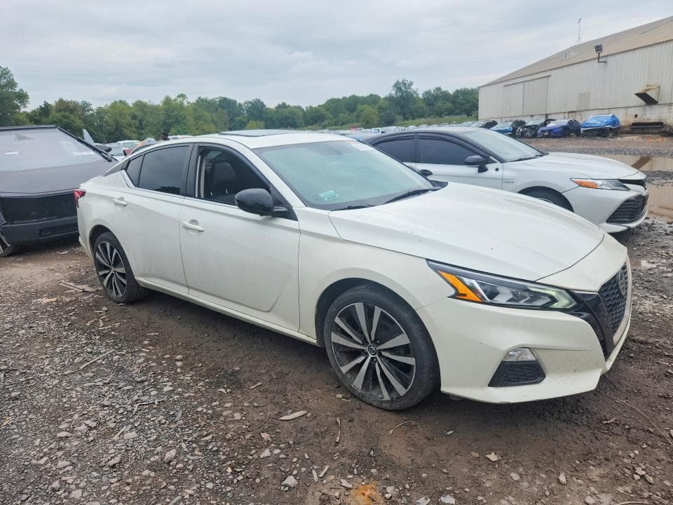 2019 NISSAN ALTIMA SR 4