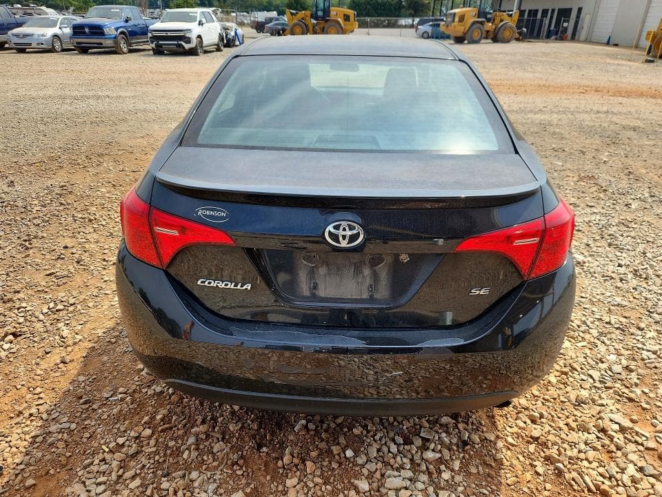2017 TOYOTA COROLLA SE 6