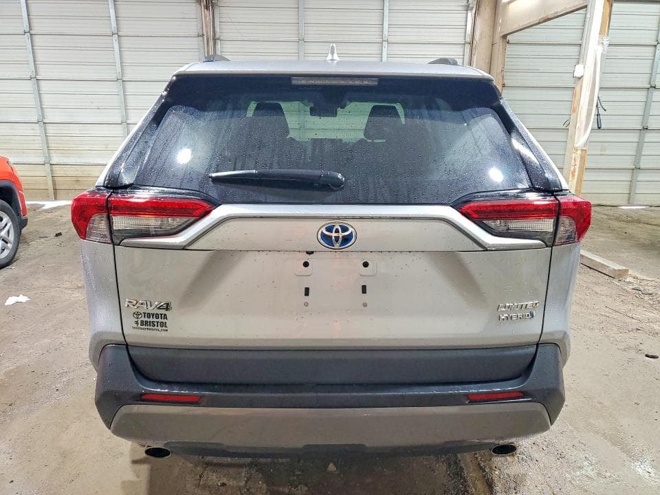 2019 TOYOTA RAV4 LIMITED 6