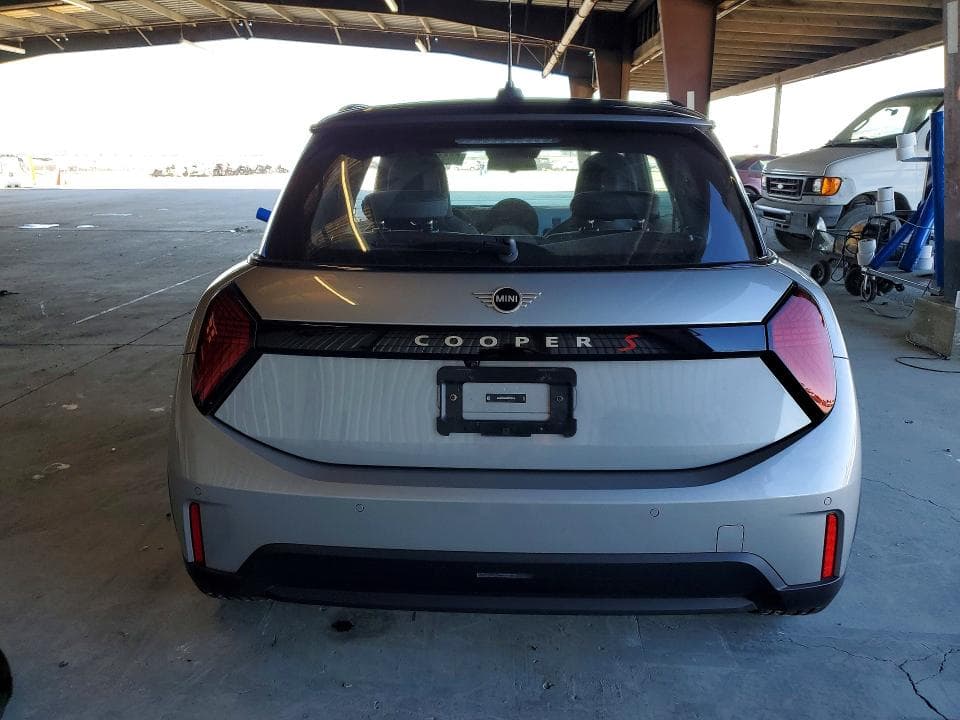2025 MINI COOPER S 6