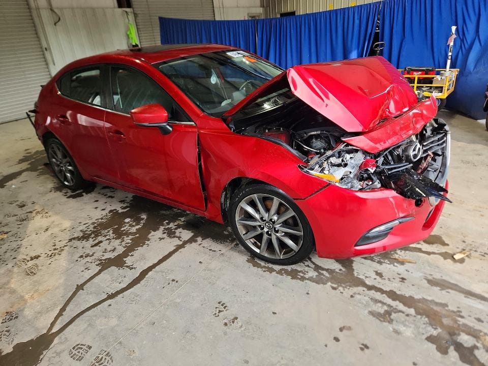 2018 MAZDA 3 TOURING 4