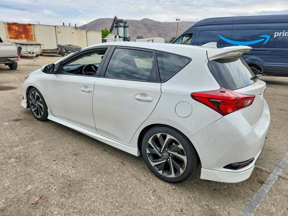 2017 TOYOTA COROLLA IM BASE 2
