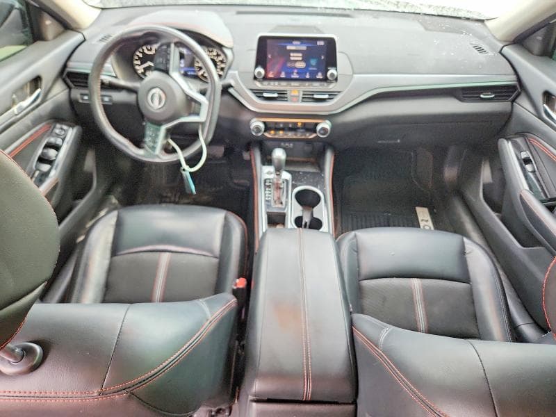 2023 NISSAN ALTIMA SR 8