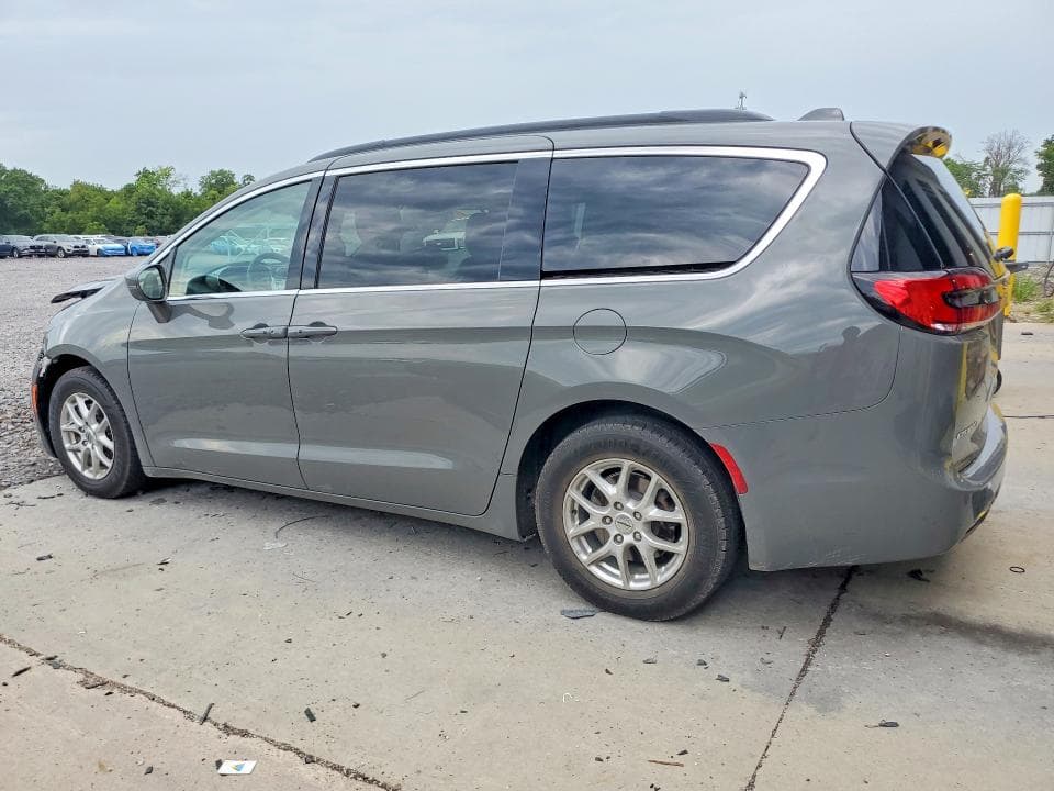 2022 CHRYSLER PACIFICA TOURING L 2