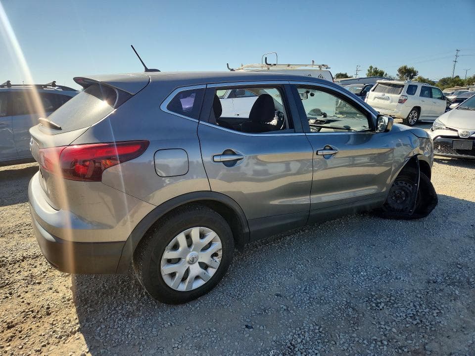 2018 NISSAN ROGUE SPORT S 3