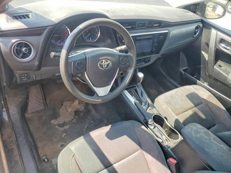 2017 TOYOTA COROLLA LE 8