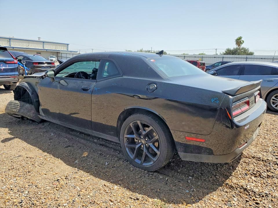 2023 DODGE CHALLENGER SXT 2