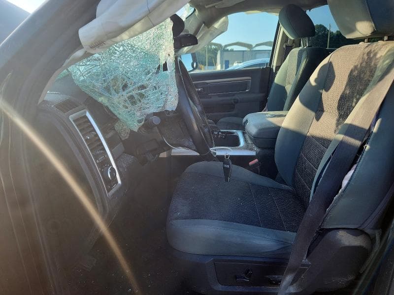 2017 RAM 1500 SLT 7