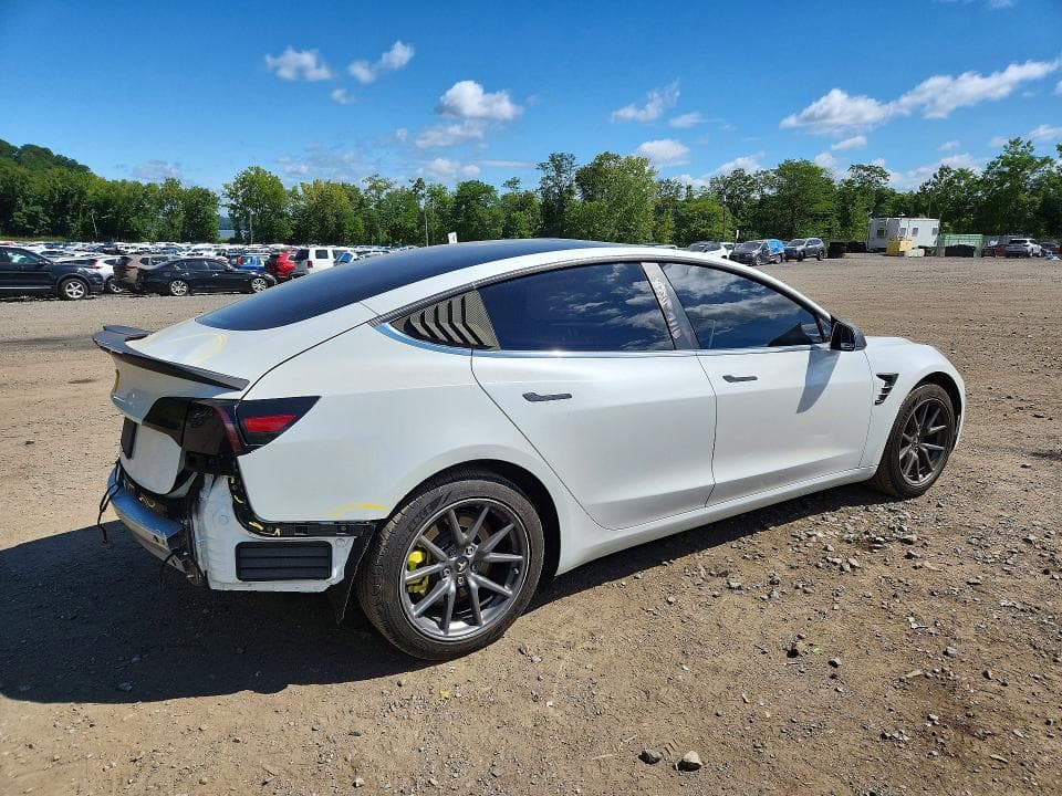 2020 TESLA MODEL 3 3