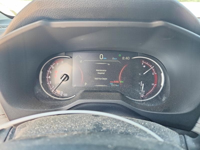 2024 TOYOTA RAV4 XLE PREMIUM 9