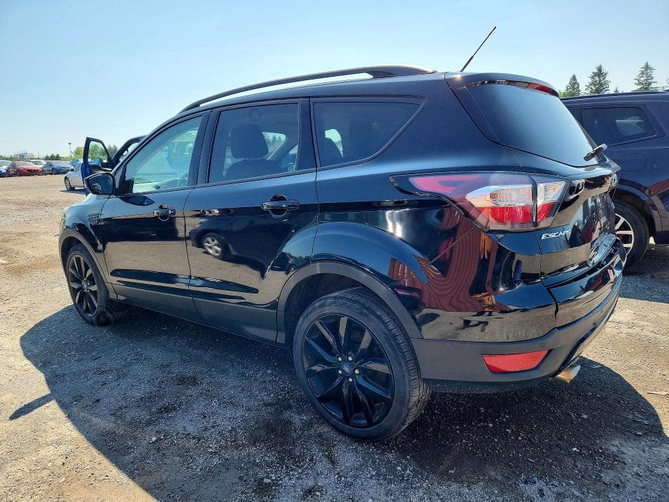 2017 FORD ESCAPE TITANIUM 2