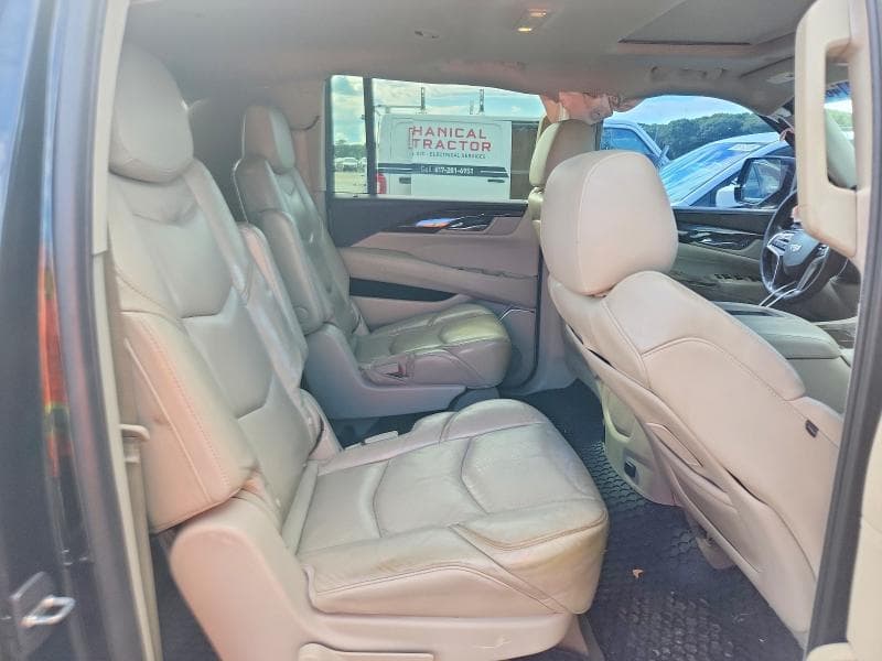 2017 CADILLAC ESCALADE ESV LUXURY 11