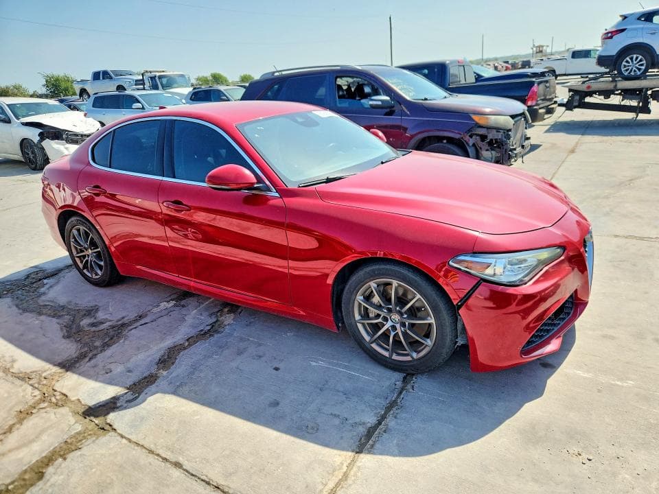 2020 ALFA ROMEO GIULIA 4