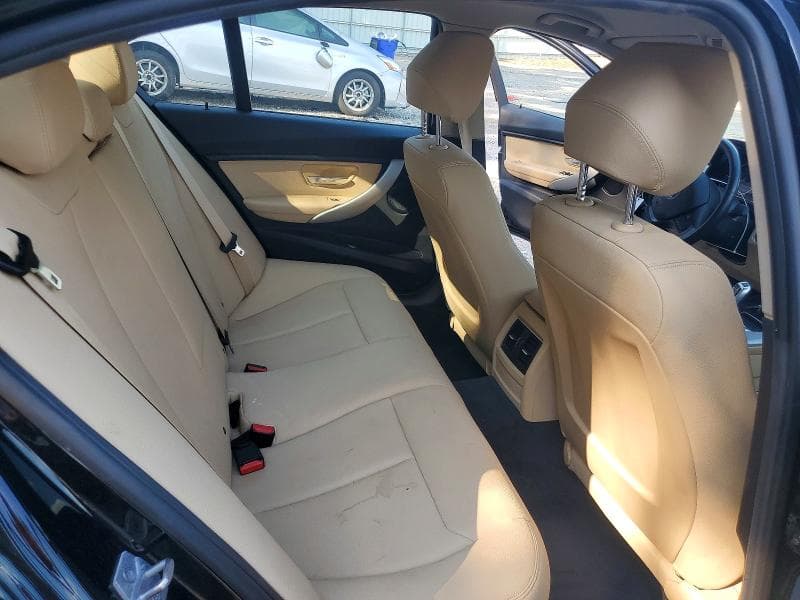 2018 BMW 320 I 10