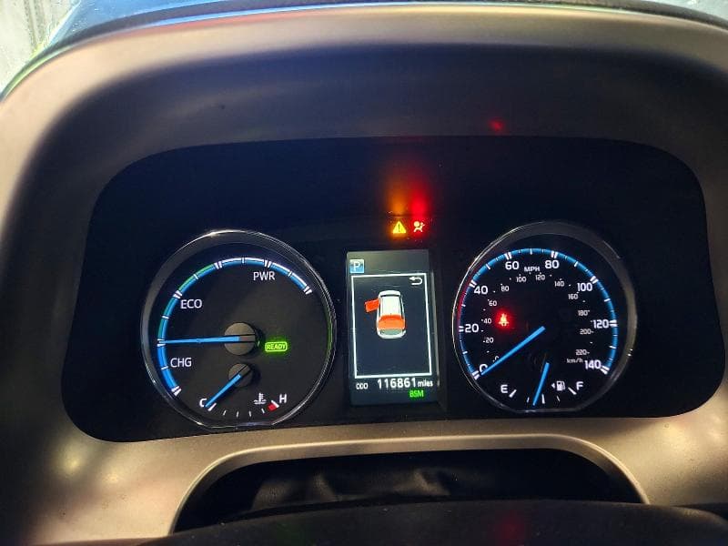 2017 TOYOTA RAV4 HYBRID XLE 9