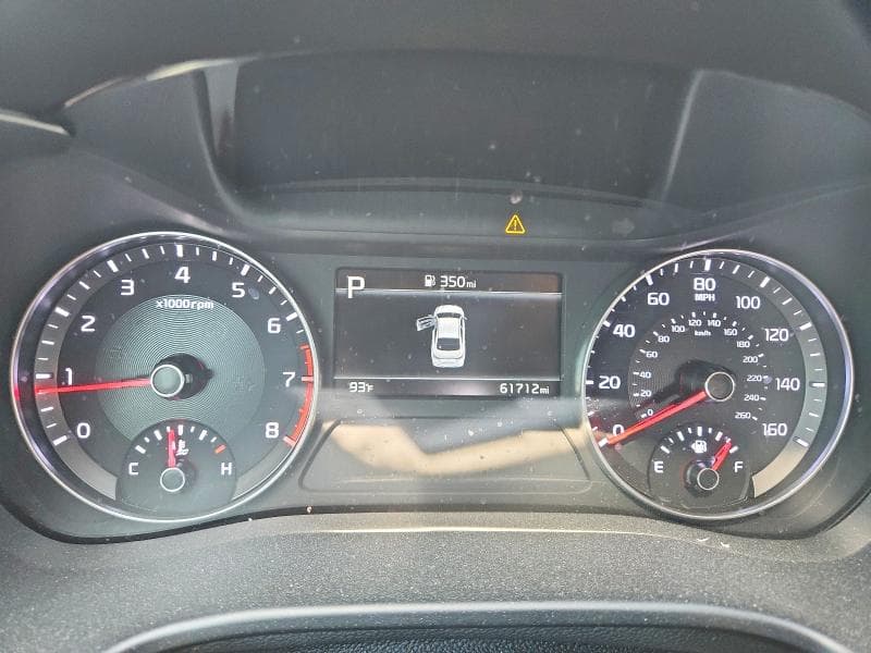 2022 KIA FORTE FE 9