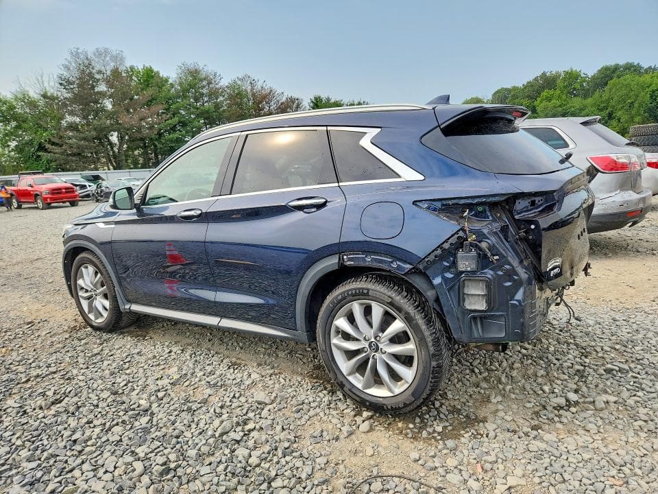 2021 INFINITI QX50 LUXE 2