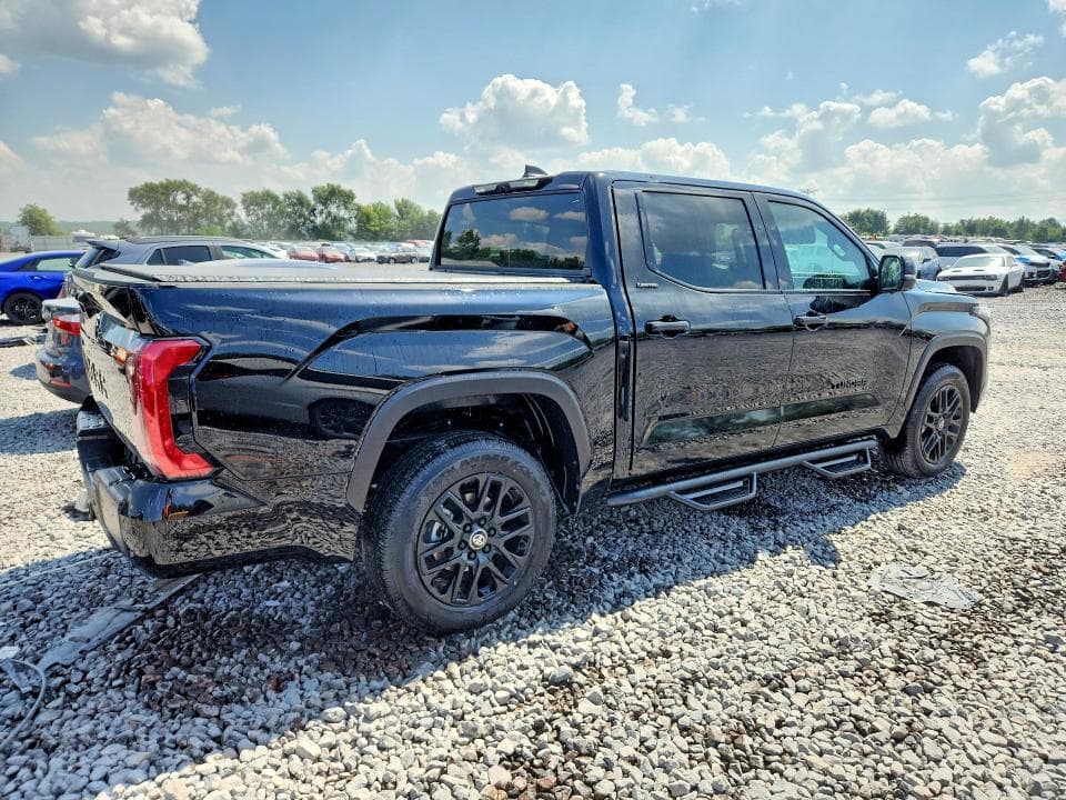 2026 TOYOTA TUNDRA LIMITED 3
