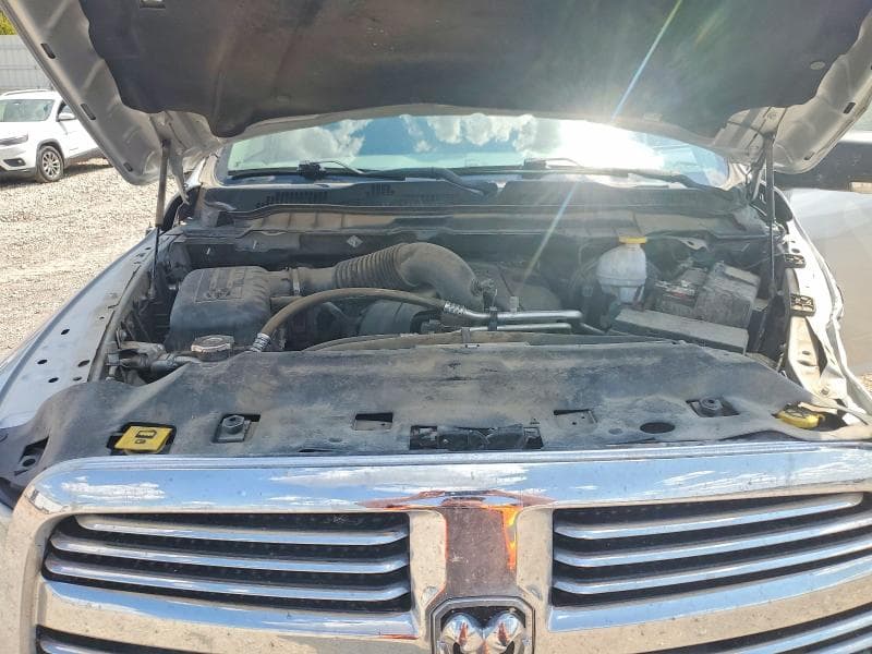 2019 RAM 1500 CLASSIC SLT 11