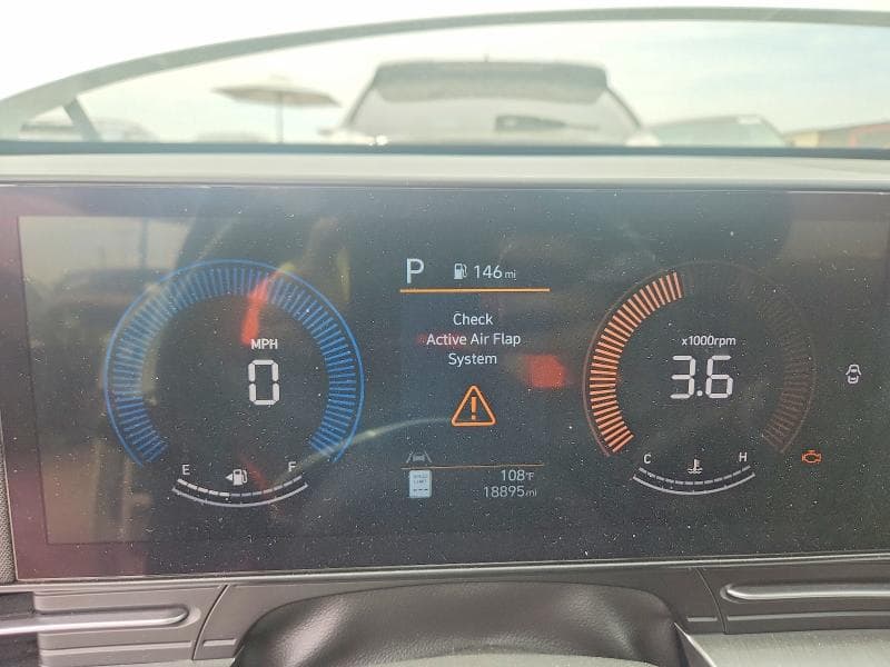 2025 HYUNDAI KONA SEL 9