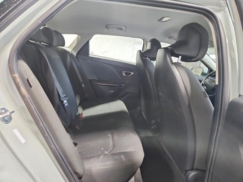2026 KIA K4 LXS 10