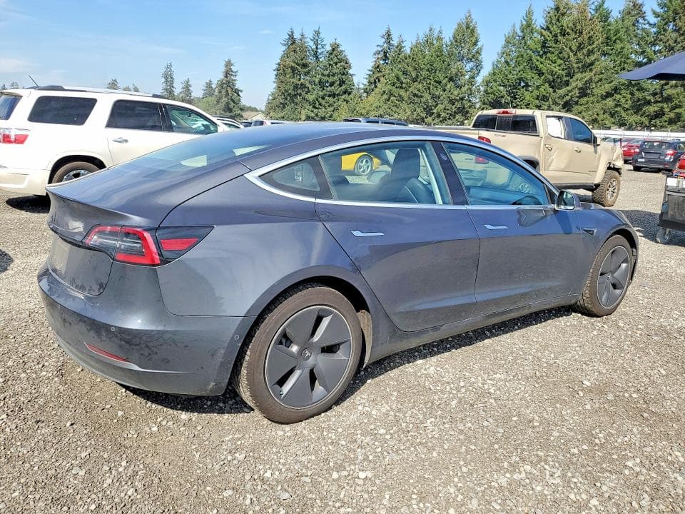 2018 TESLA MODEL 3 3