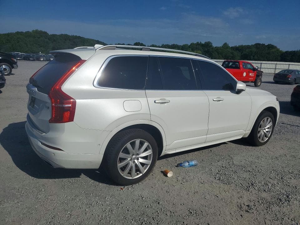2017 VOLVO XC90 T6 3