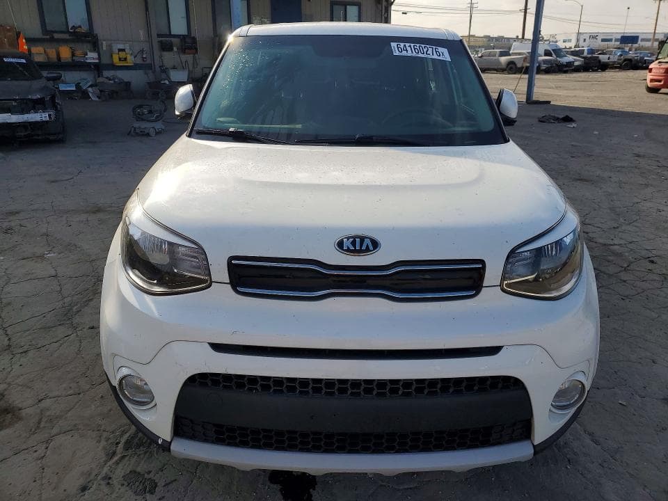2019 KIA SOUL + 5