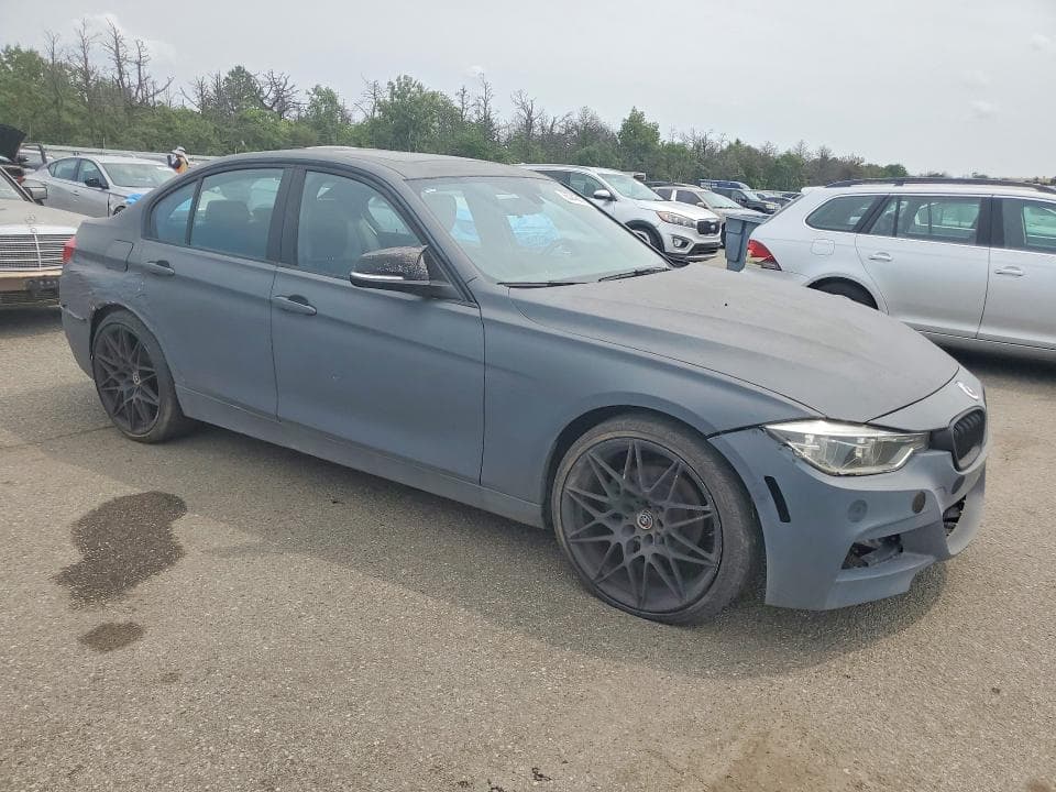 2018 BMW 330 XI 4