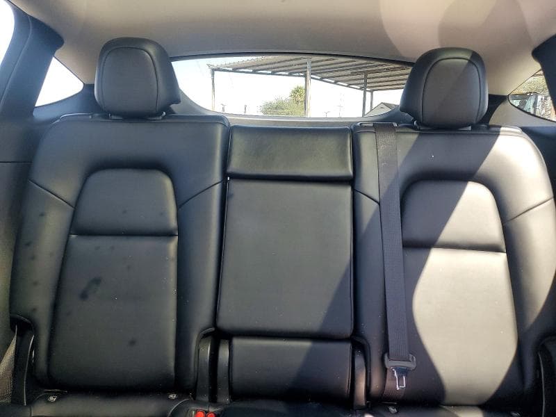 2021 TESLA MODEL Y 10