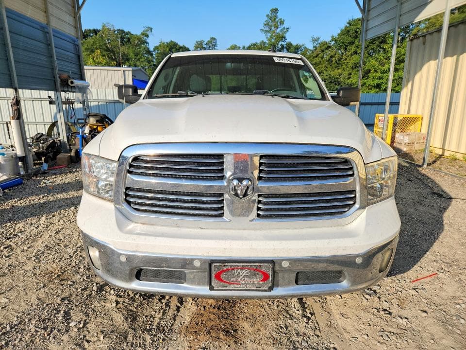 2017 RAM 1500 SLT 5