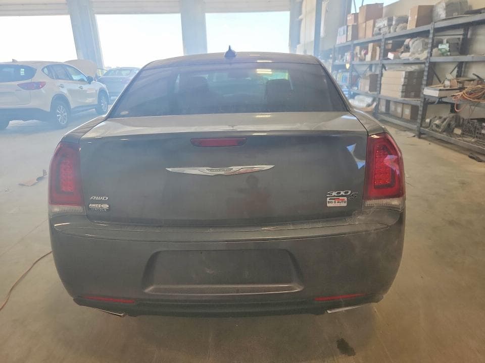 2018 CHRYSLER 300 S 6