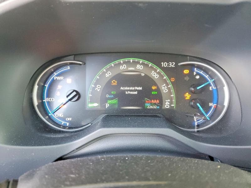 2025 TOYOTA RAV4 LE 9