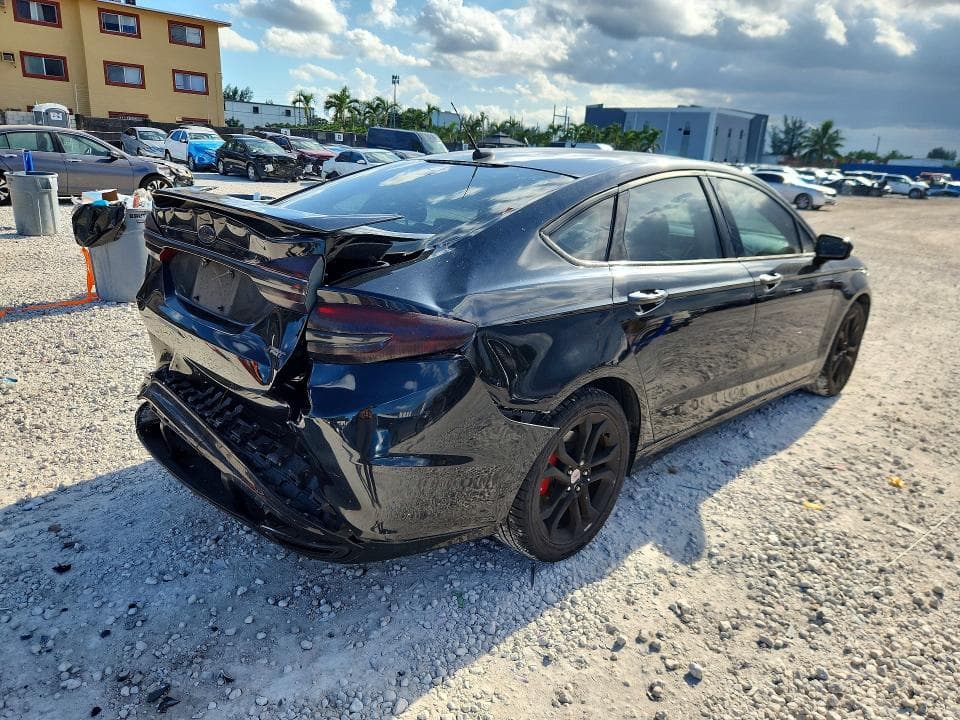 2017 FORD FUSION SE 3