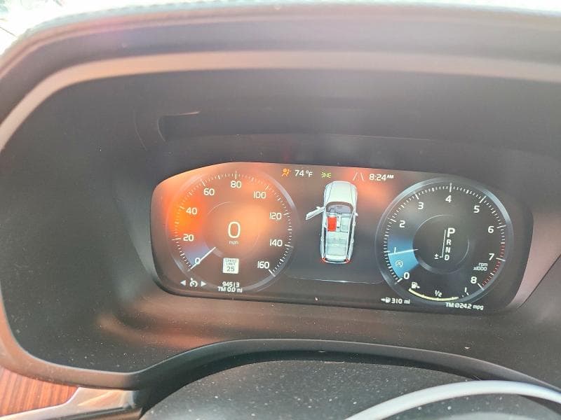 2020 VOLVO V60 CROSS COUNTRY T5 MOMENTUM 9