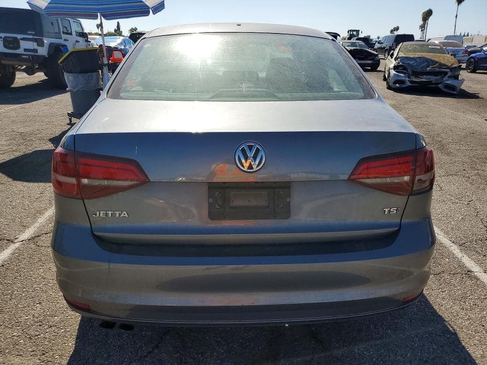 2018 VOLKSWAGEN JETTA S 6