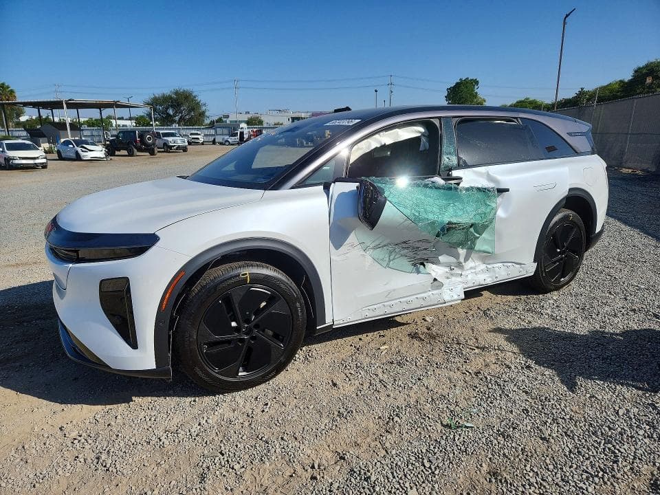 2026 LUCID MOTORS GRAVITY GRAND TOURING