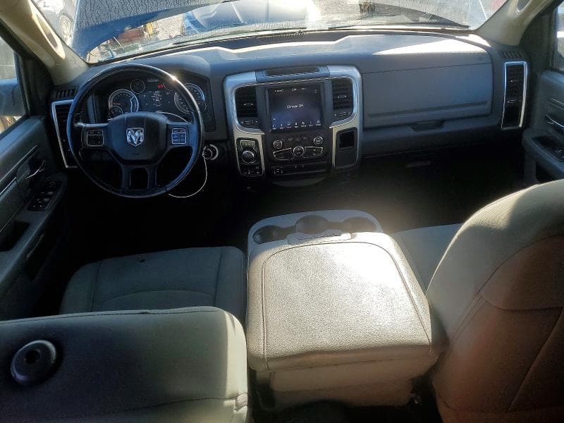 2019 RAM 1500 CLASSIC SLT 8